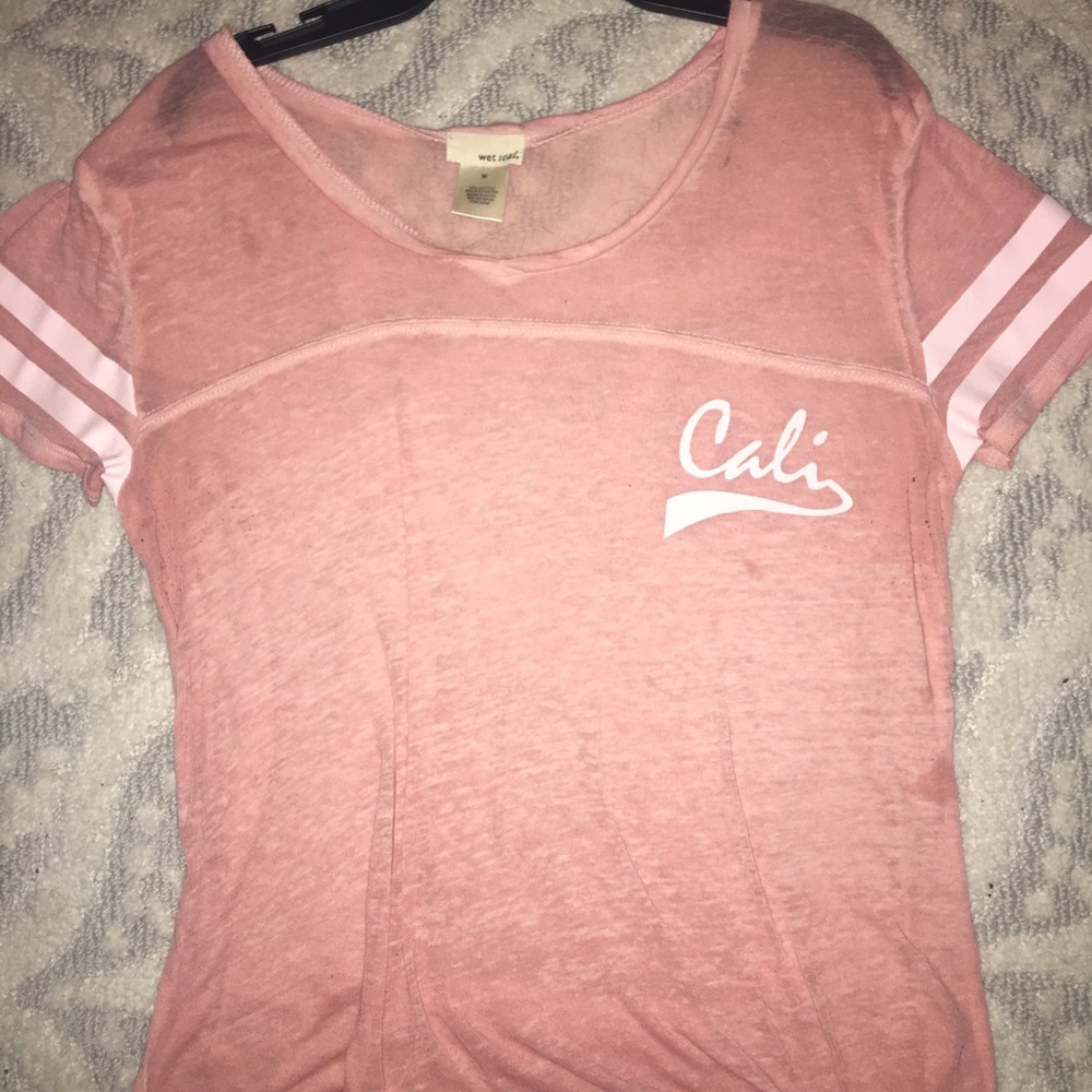 Wet seal tee